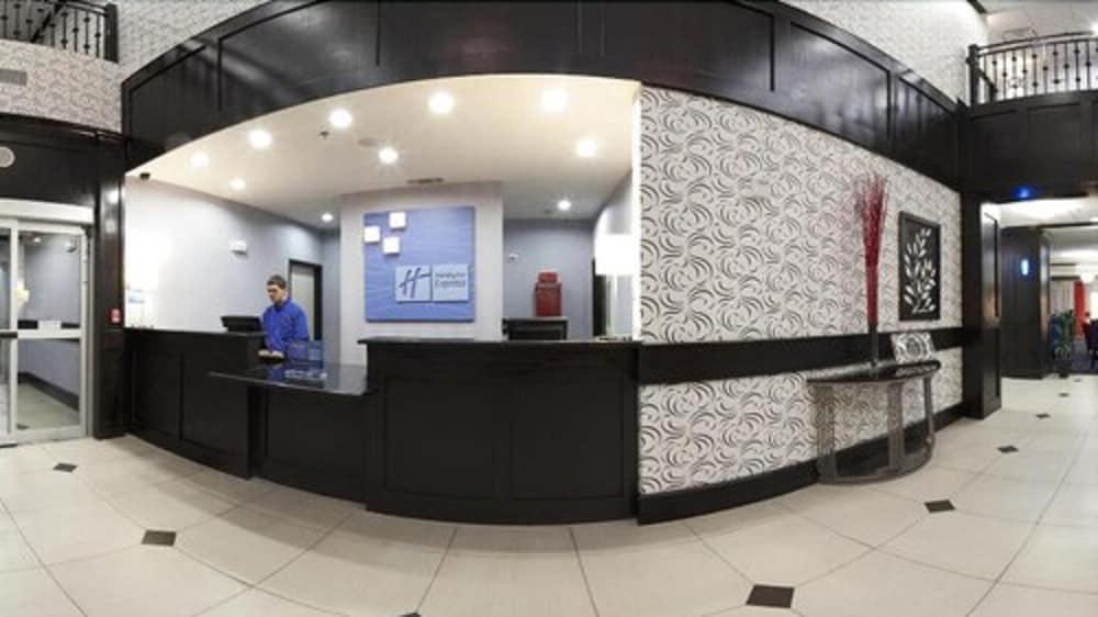 Holiday Inn Express & Suites Graham By Ihg Buitenkant foto