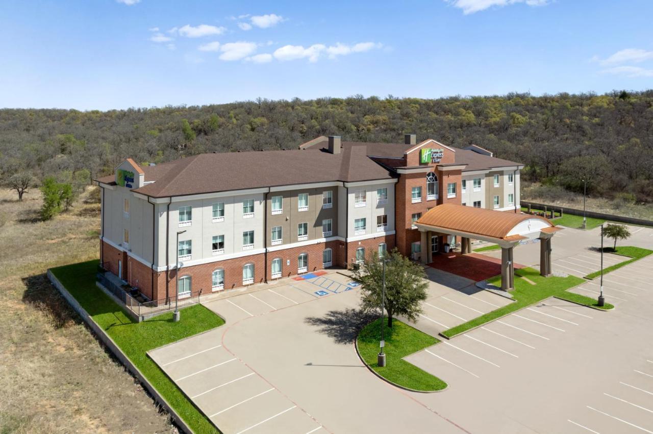 Holiday Inn Express & Suites Graham By Ihg Buitenkant foto