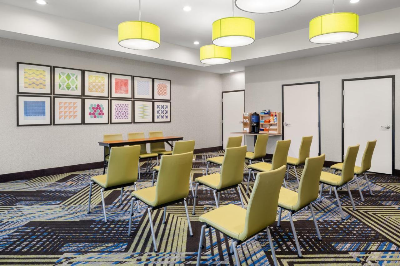 Holiday Inn Express & Suites Graham By Ihg Buitenkant foto