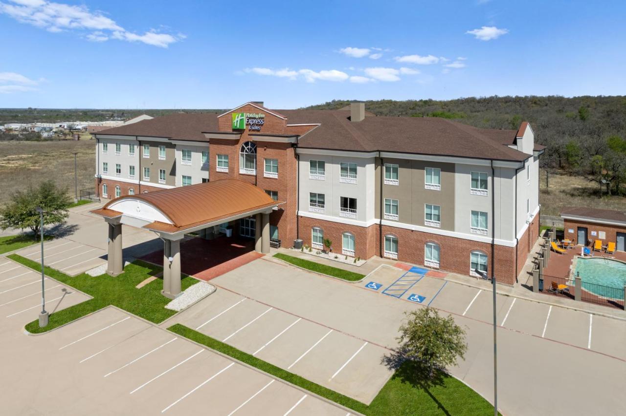 Holiday Inn Express & Suites Graham By Ihg Buitenkant foto