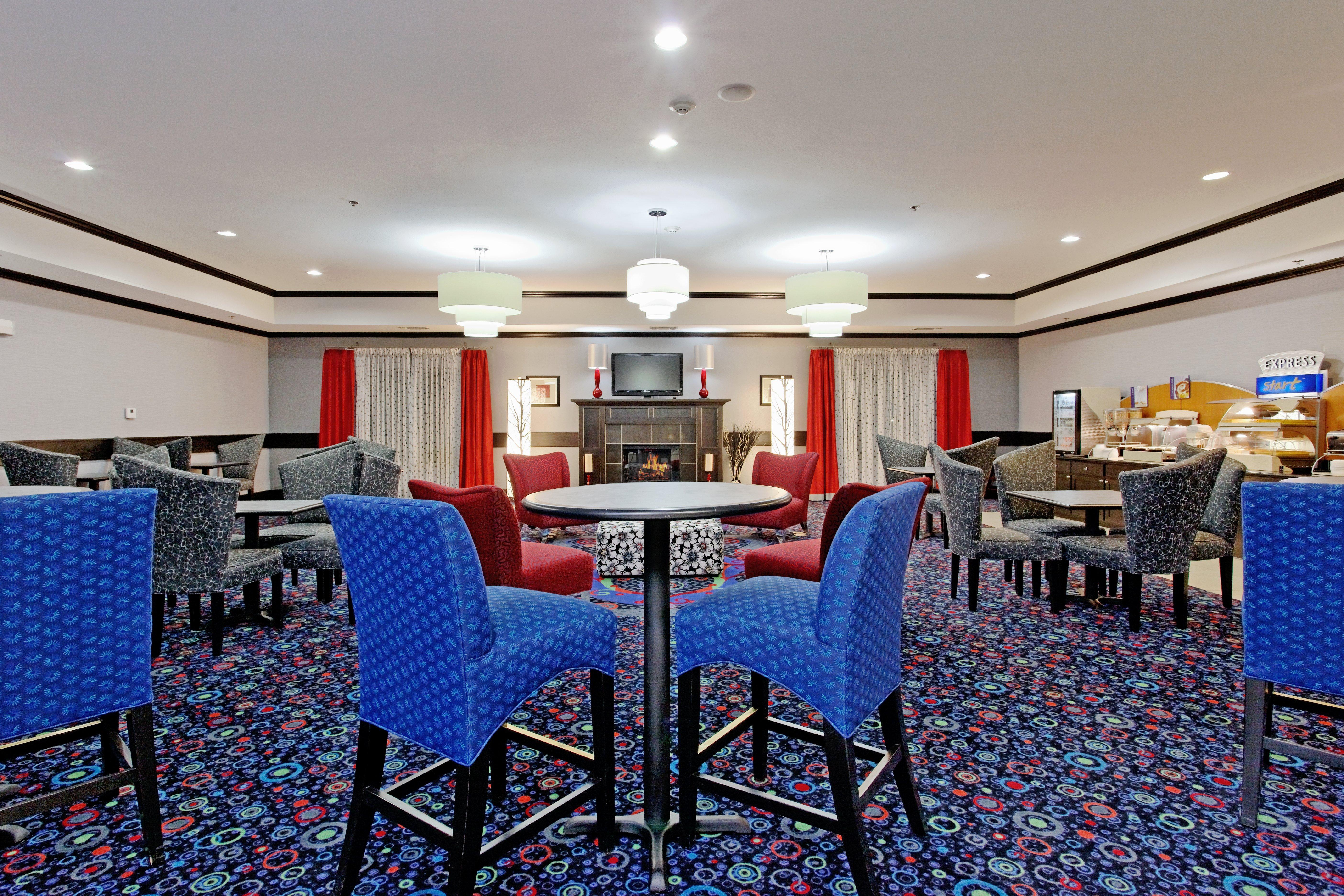 Holiday Inn Express & Suites Graham By Ihg Buitenkant foto