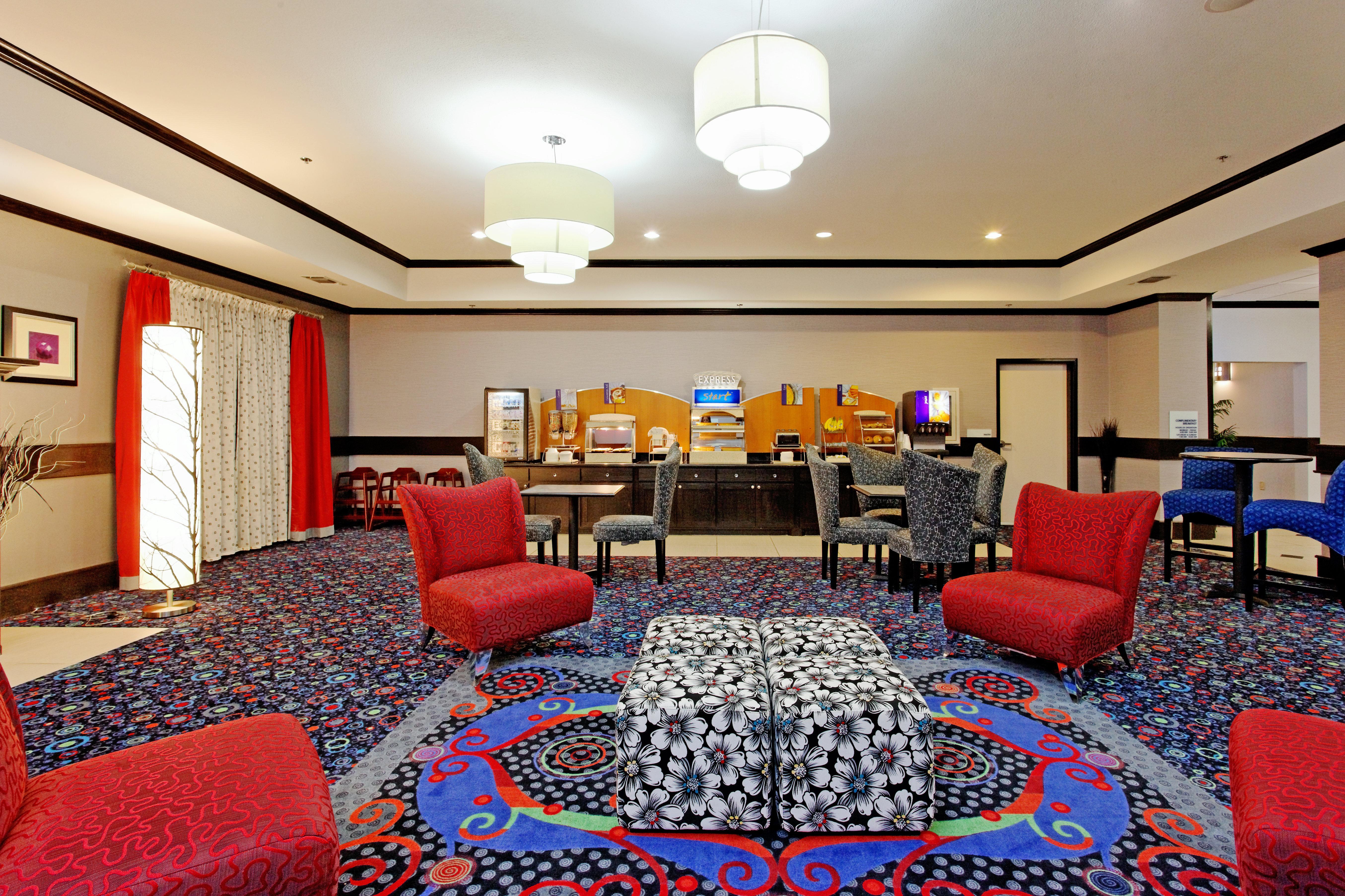 Holiday Inn Express & Suites Graham By Ihg Buitenkant foto